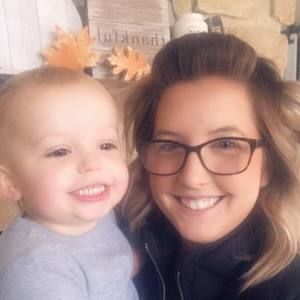 Meet your Posher, Stephanie